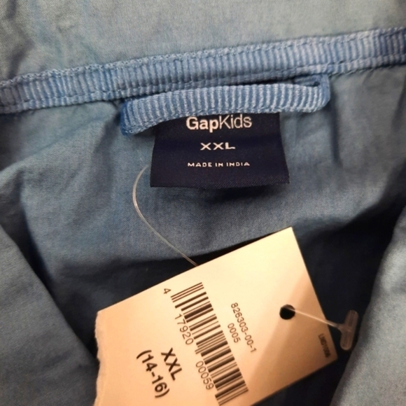 NWT Gap Kids Button‎ Down Bumper Car Captain Patch Shirt Grayish Blue XXL Boys - Picture 3 of 7